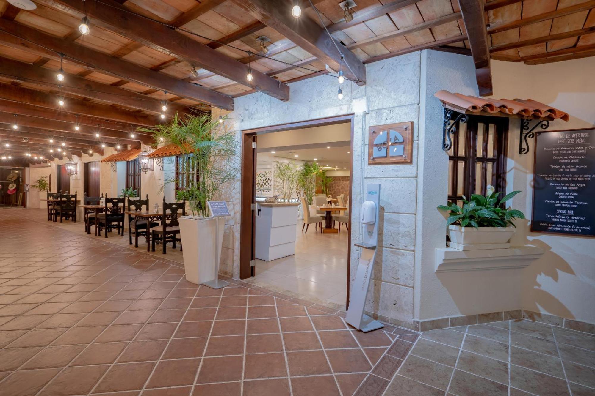Hodelpa Gran Almirante Hotel Santiago De Los Caballeros Exterior photo